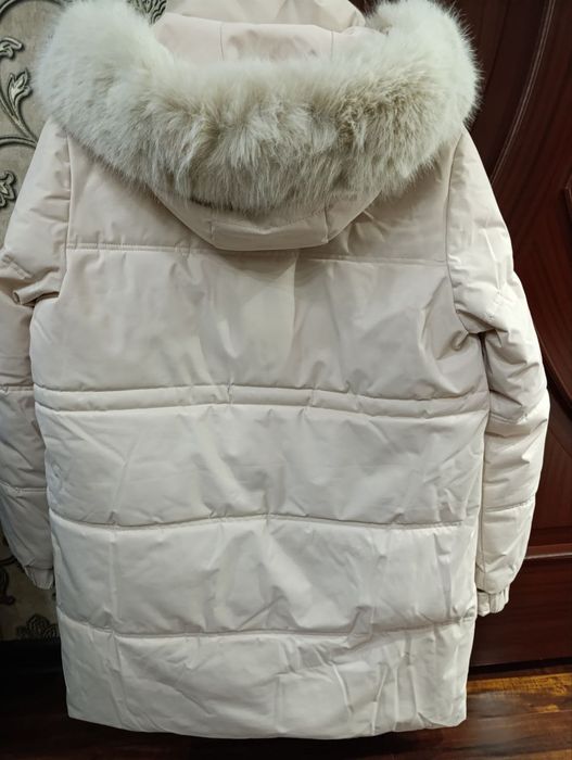 Ayolar uchun kurtka sotiladi