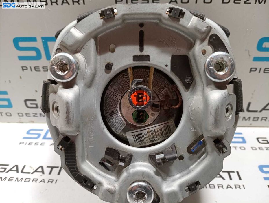 Airbag Volan in 4 Spite Audi Q5 2.0 TDI 2009 - 2018 Cod 8K0880201A [M4101]