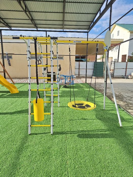 Искусственный газон 20 мм.