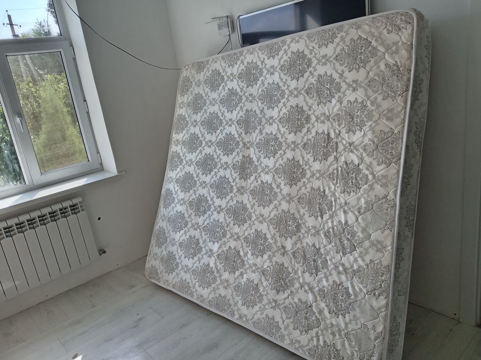 Продам матрас прастои