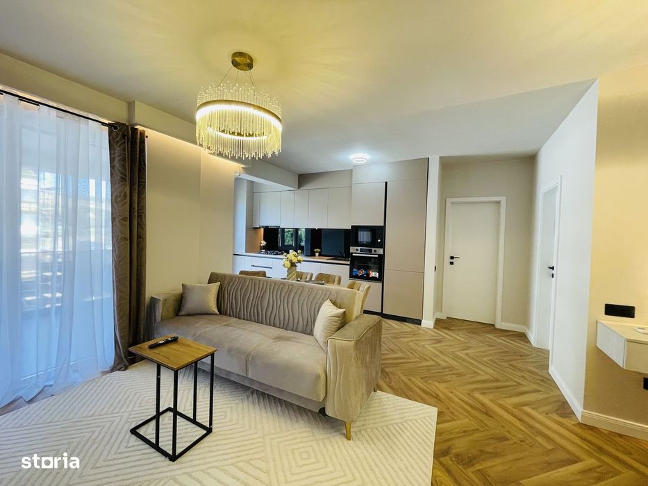 PF vând ap 3 camere Florești, două băi, str Tineretului