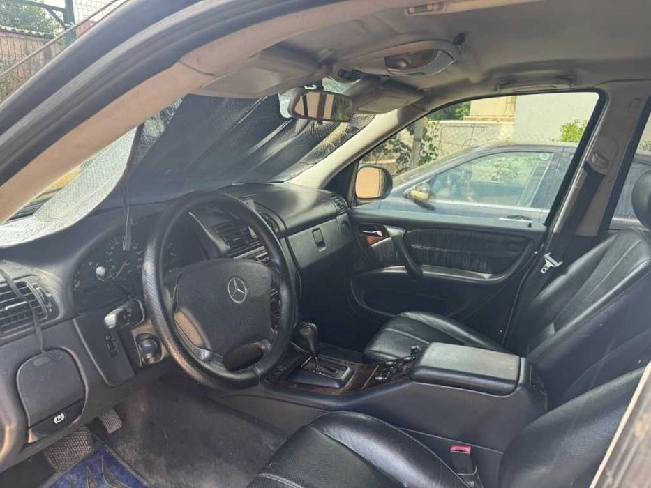 Mercedes-Benz ML 270 2.7cdi