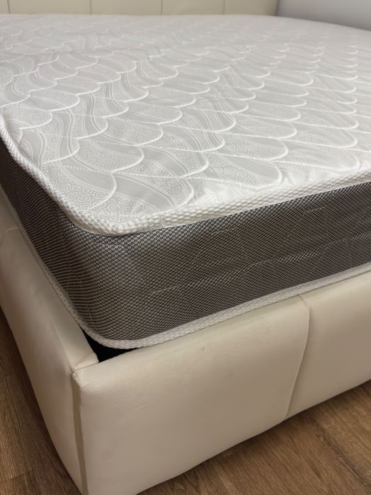 Продам новый матрас 180*220