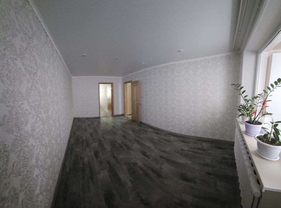 Продам 2х комн квартиру