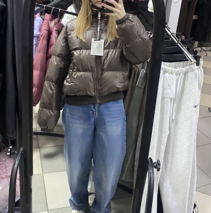 Продам весенюю куртку