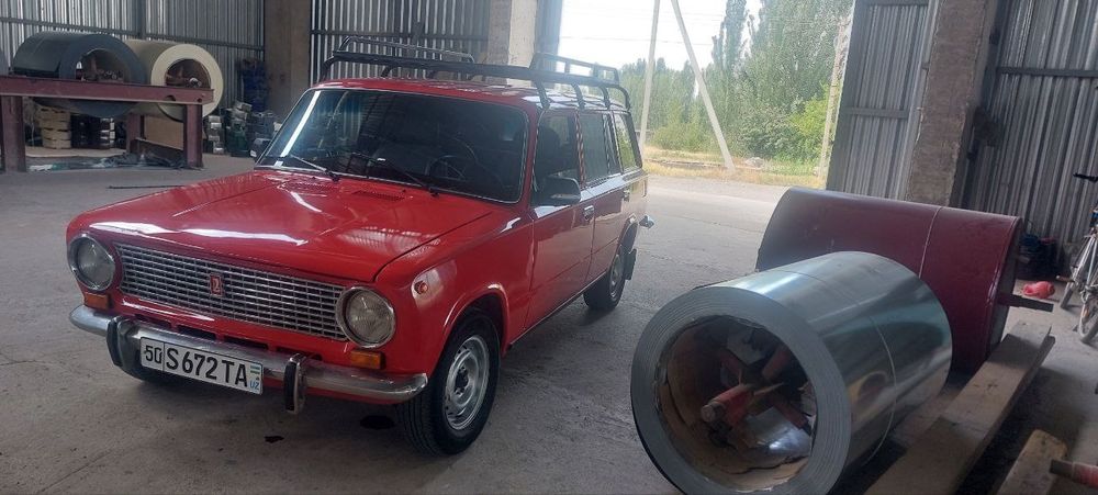 Avtomobil Vaz 2102