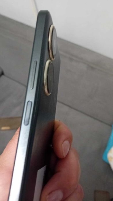 Телефон за продажба