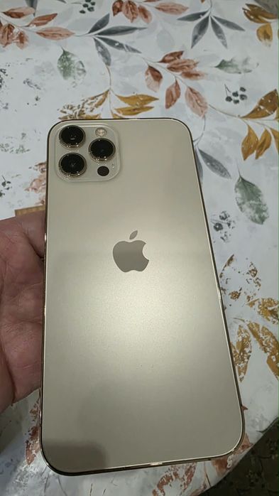 Продам Айфон 12 pro max 256gb