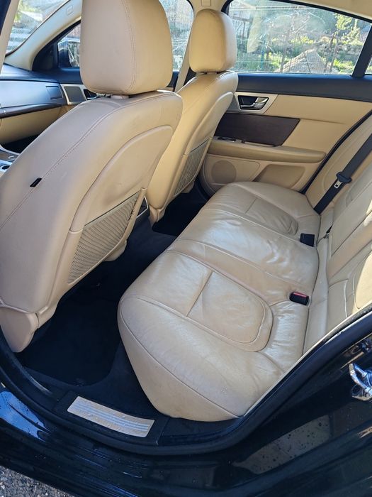 Jaguar XF Luxury 2015 2.2 200cp