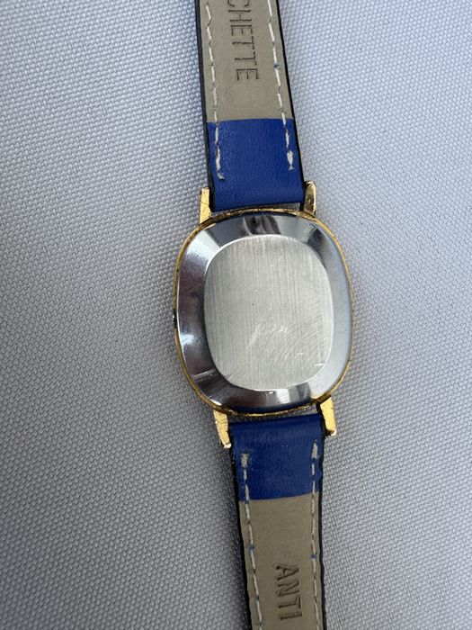 Ceas de dama Omega de Ville quartz