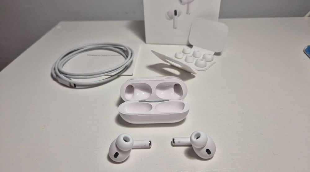 Vând caști AirPods pro 2