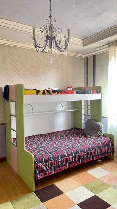 Продам детскую гарнитуру