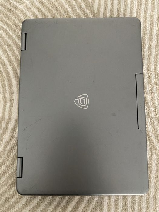 Ноутбук с сенсорным экраном