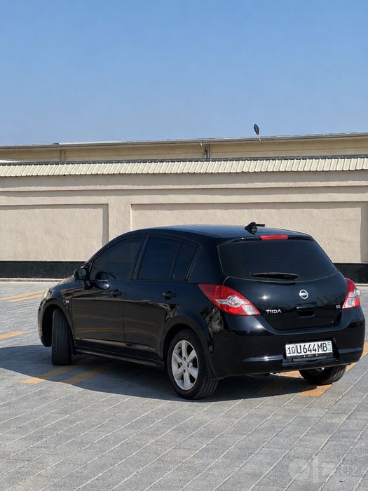 Nissan Tiida srochna sotiladi Gen bor Xolati zor Restaling naxtka