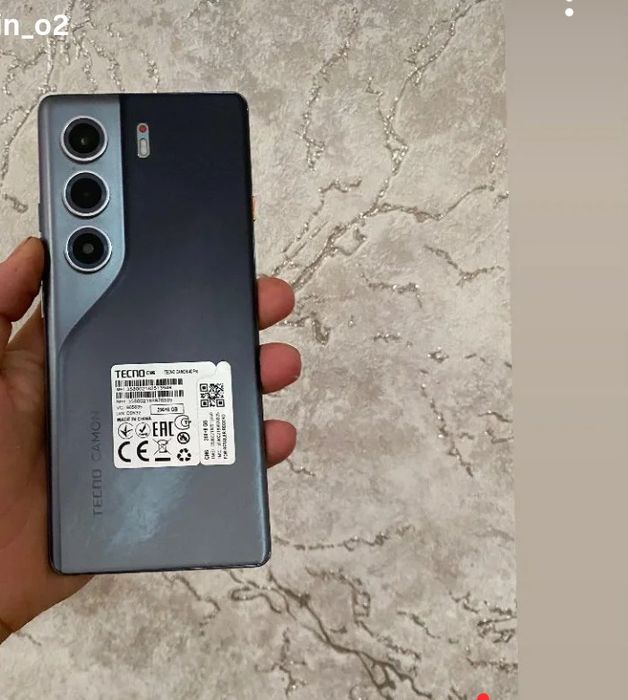 Tecno camon 40 pro