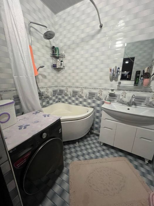 Янги-ҳаёт тумани 10-худуд 4 хона 92000$