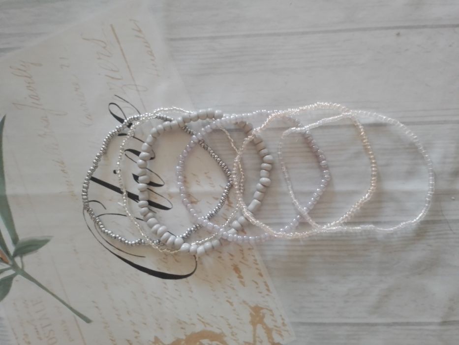 Дамски нови гривни