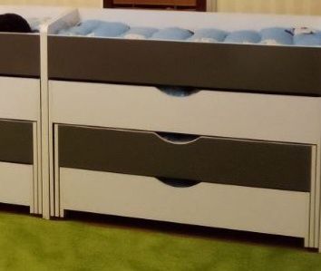 4 ярусний болалар богчаси кроватчалари сотилади
