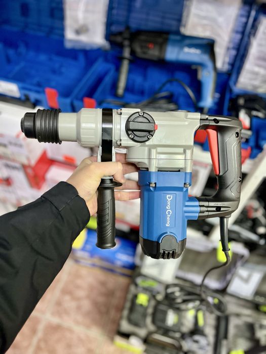 Перфоратор Донг-Ченг, DongCheng