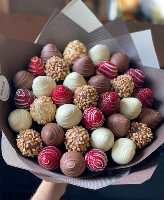 Клубника в шоколаде/Букет из Зефира/Бокс/Цветы/Подарки/розы/Купить