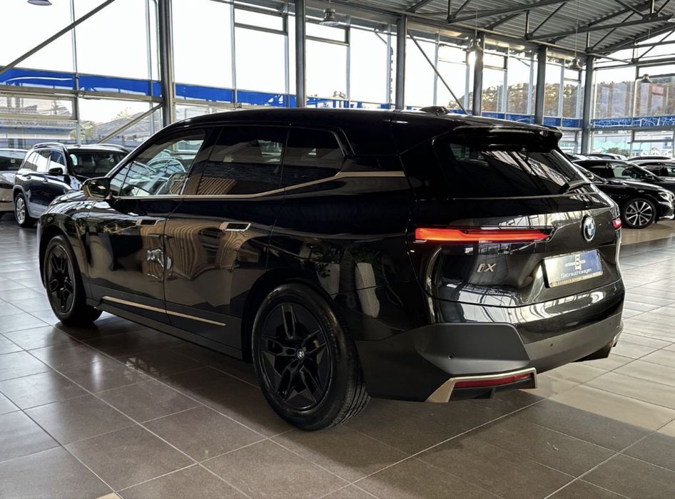 Jante BMW IX I20 AeroDynamic In Frozen Midnight Grey Style 1002 M echipare de iarna R20