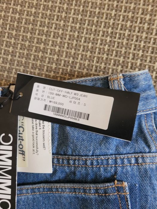 Продам женские джинсы.