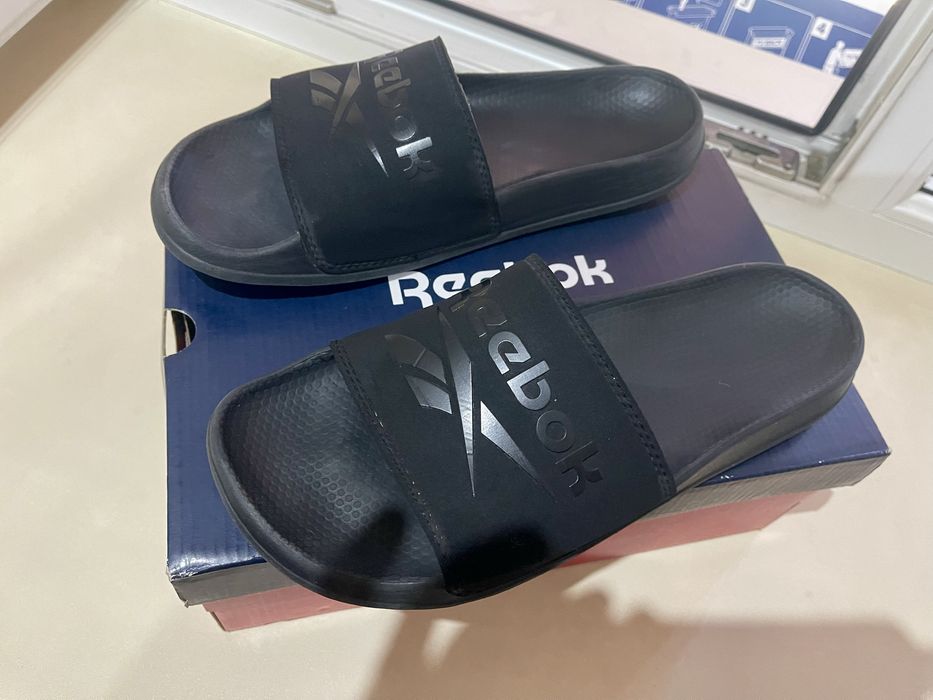 Сланцы Reebok оригинал