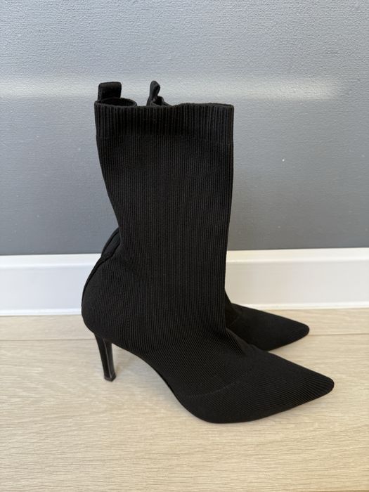 Продам чулочные ботильоны