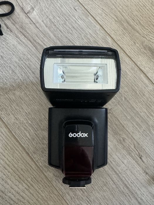 Вспышка GODOX TT 560II