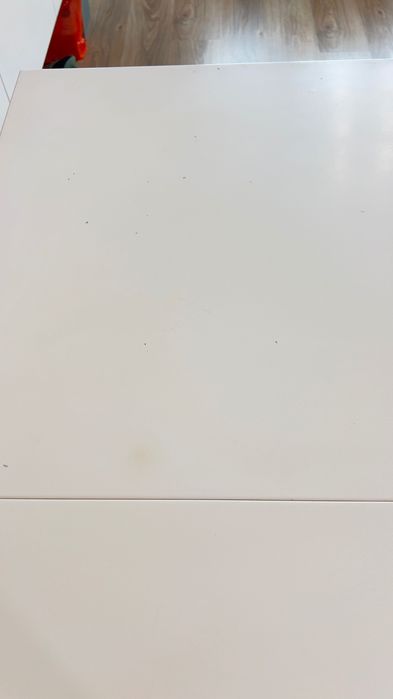 трапезна маса с удължение