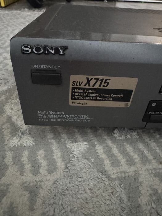 CD проигрыватель Sony