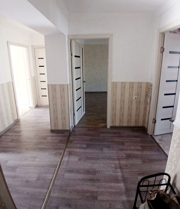 продам 3-х ком. центр 3-этаж