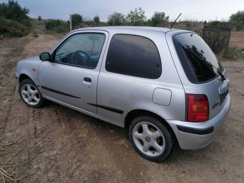 Нисан Микра к11 автоматик, бензин / Nissan Micra k11 automatic, petrol