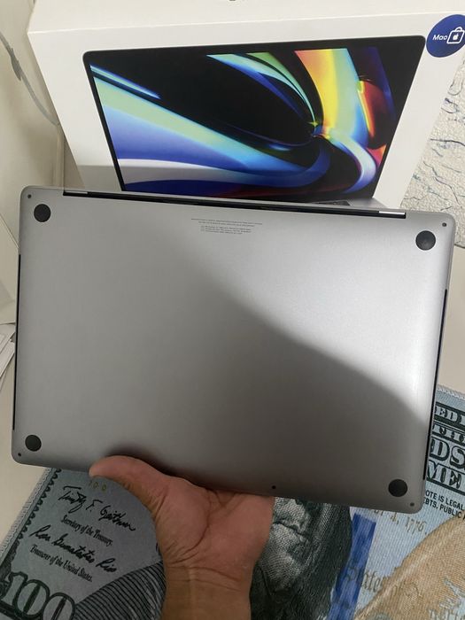 MacBook Pro 16 2019  Core i9 32GB RAM  1TB SSD  Ideal