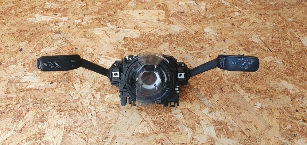 Spirală cu manete Audi A3 8V / Golf 7 5Q0953549C 5Q0953507EC