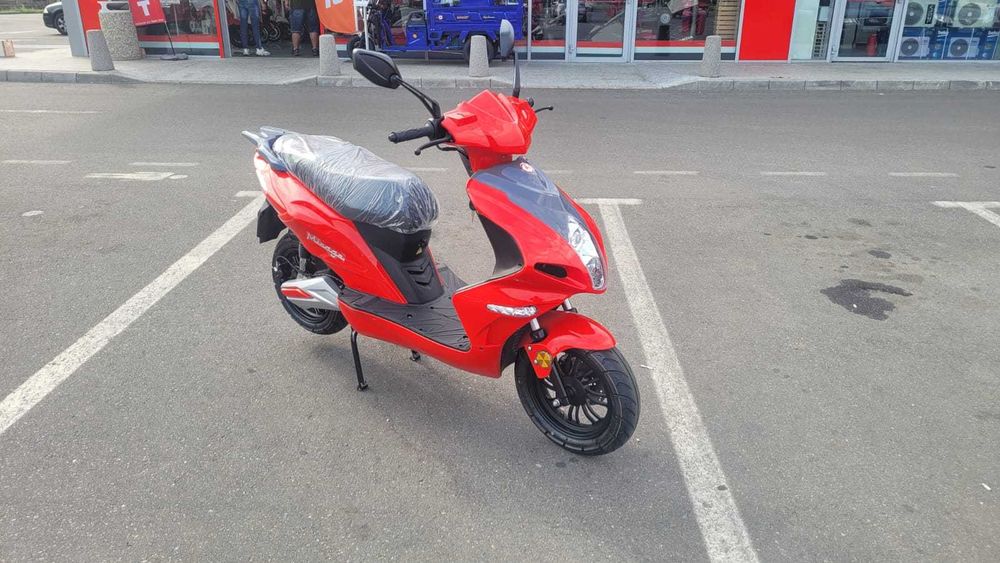 Scuterul Electric Rotakt Mirage Motor Bosch 3000W 25km/h,  Litiu-ion