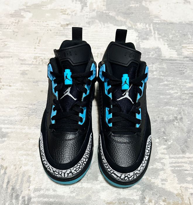 Adidasi Jordan Spizike