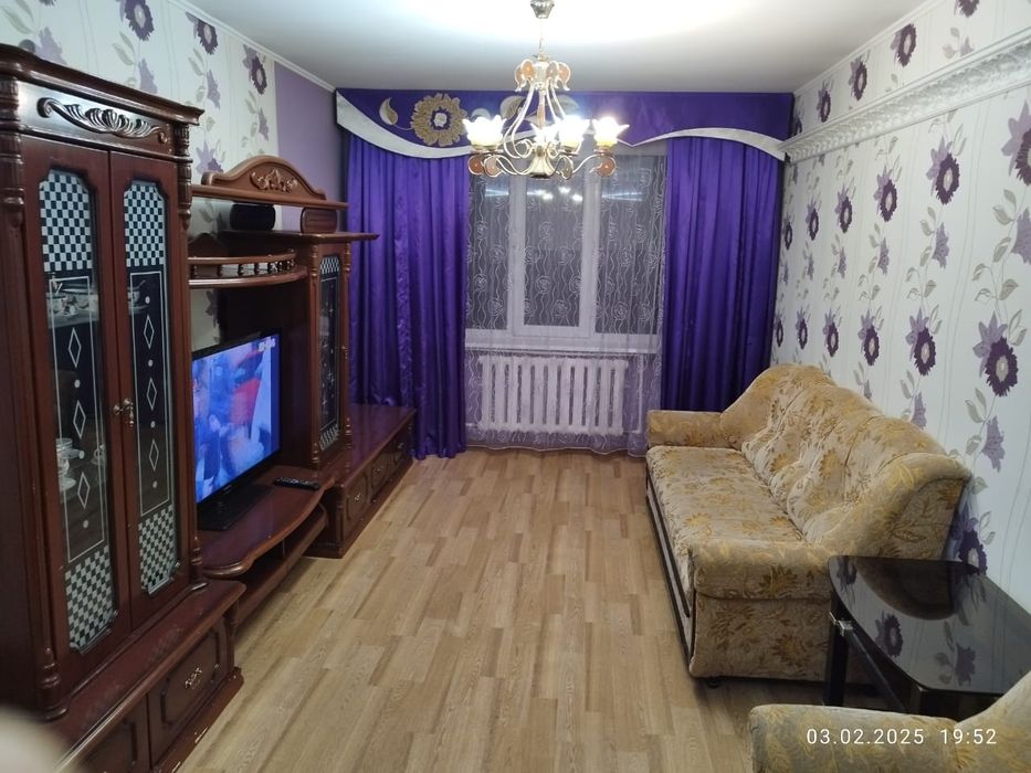 Продаю 3-хкомнатную квартиру у/п на 7 этаже девятиэтажного жилого дома