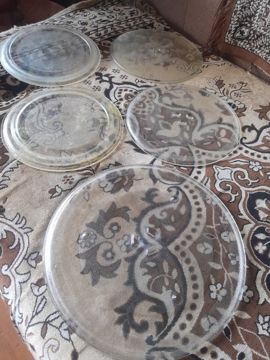 Продам 3000 тенге.