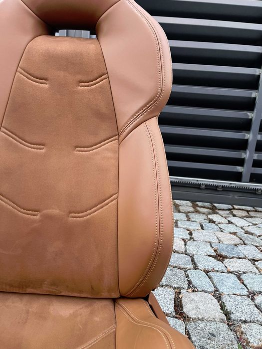 Седалки от ферари Ф12 / Ferrari F12 seats