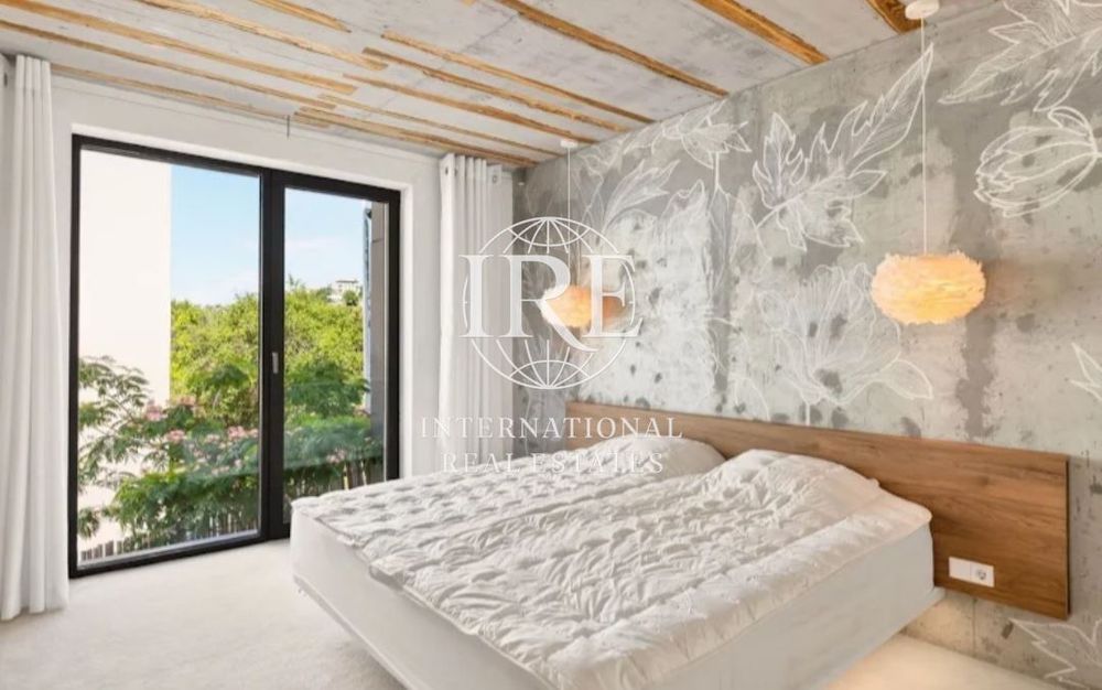 Дава се под наем Четиристаен апартамент в Варна, Бриз - 185 кв.м за 2801 € - Снимка #9