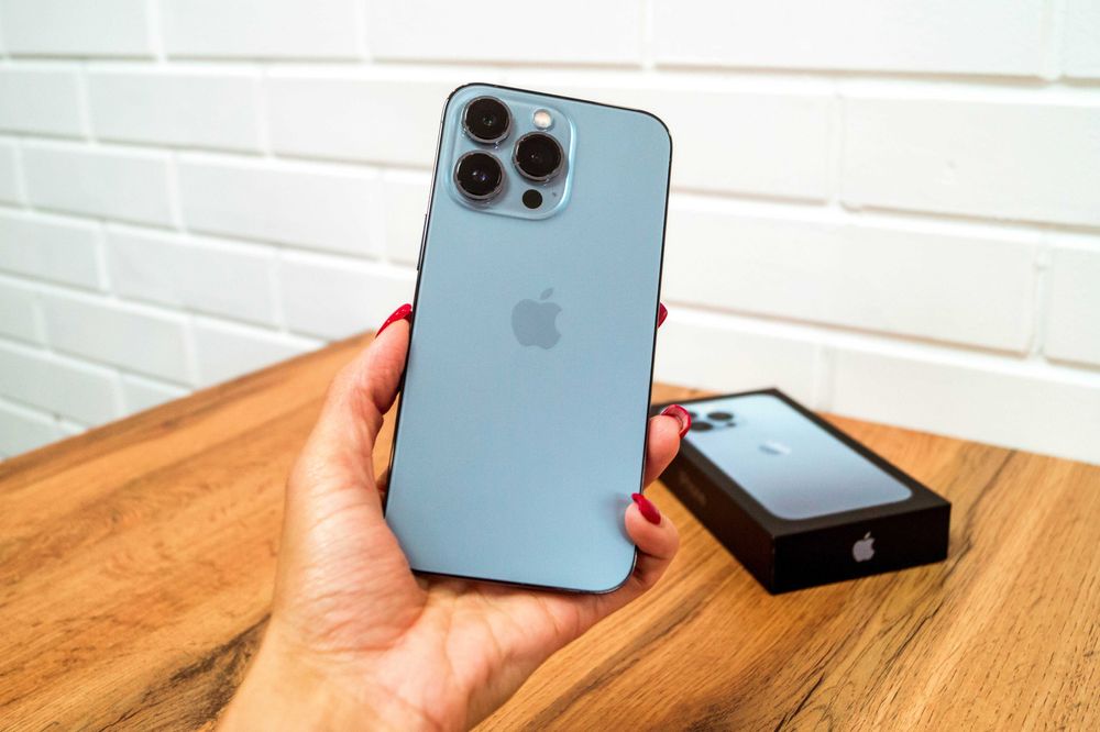 iPhone 13 Pro  256Gb Sierra Blue Гарантия  Магазин Red Geek