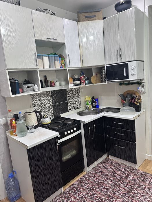 Продаю кухонный гарнитур