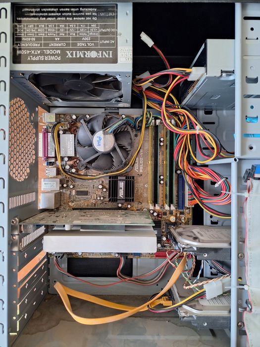 Офисный комьютер (но без Жесткого диска)