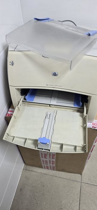 Принтер HP Laser Jet 1200