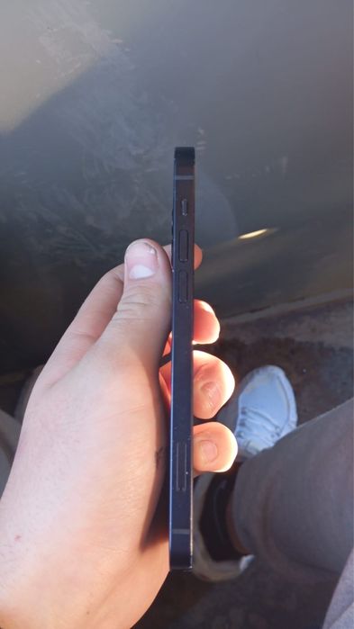 Продам  Iphone 12