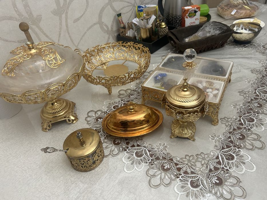 сервис тарелки позолоченые