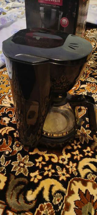 Продам кофеварку