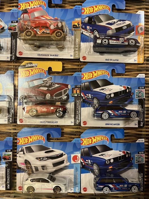 Lot HotWheels 50 bucati!