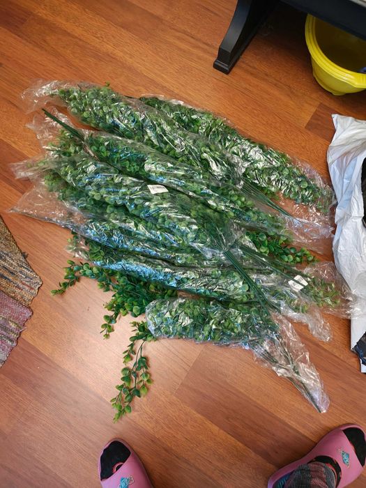 20 броя изкуствени храсти